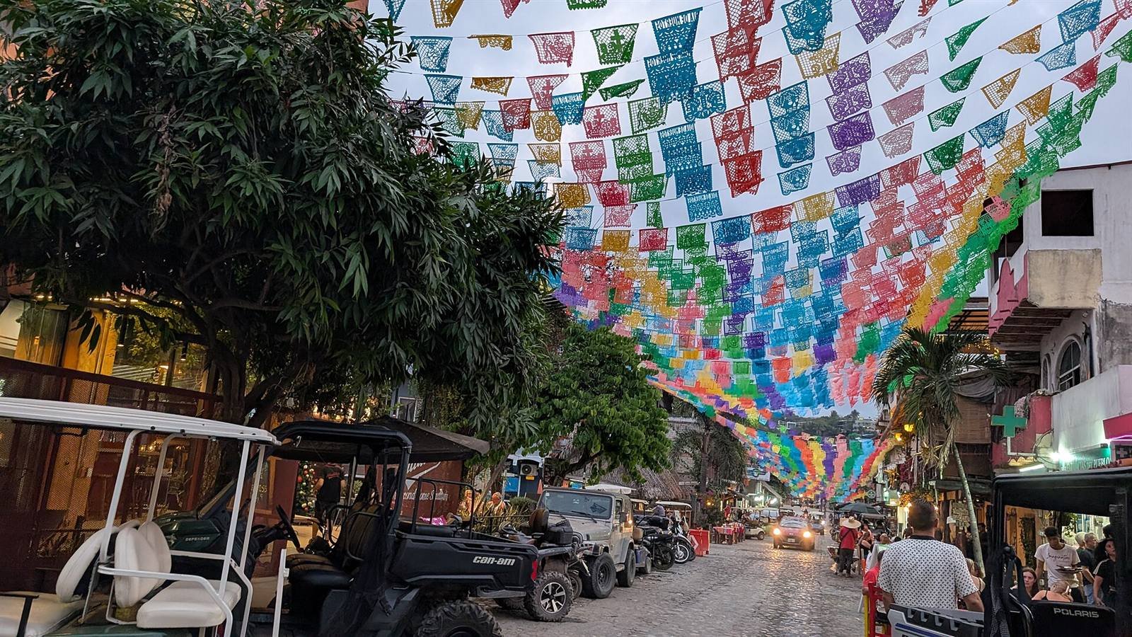 Sayulita · 37 km
